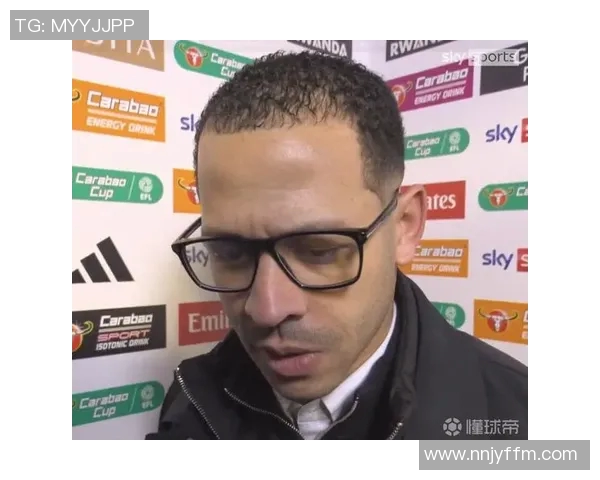 足球明星尼尔的职业生涯与成就揭秘以及他对足球的影响与贡献 足球明星尼尔的职业生涯与成就揭秘以及他对足球的影响与贡献